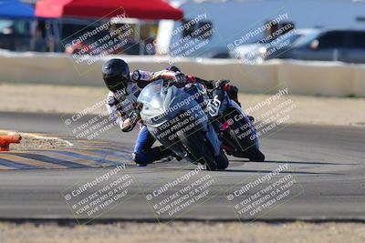 media/Dec-18-2022-SoCal Trackdays (Sun) [[8099a50955]]/Turn 2 (950am)/